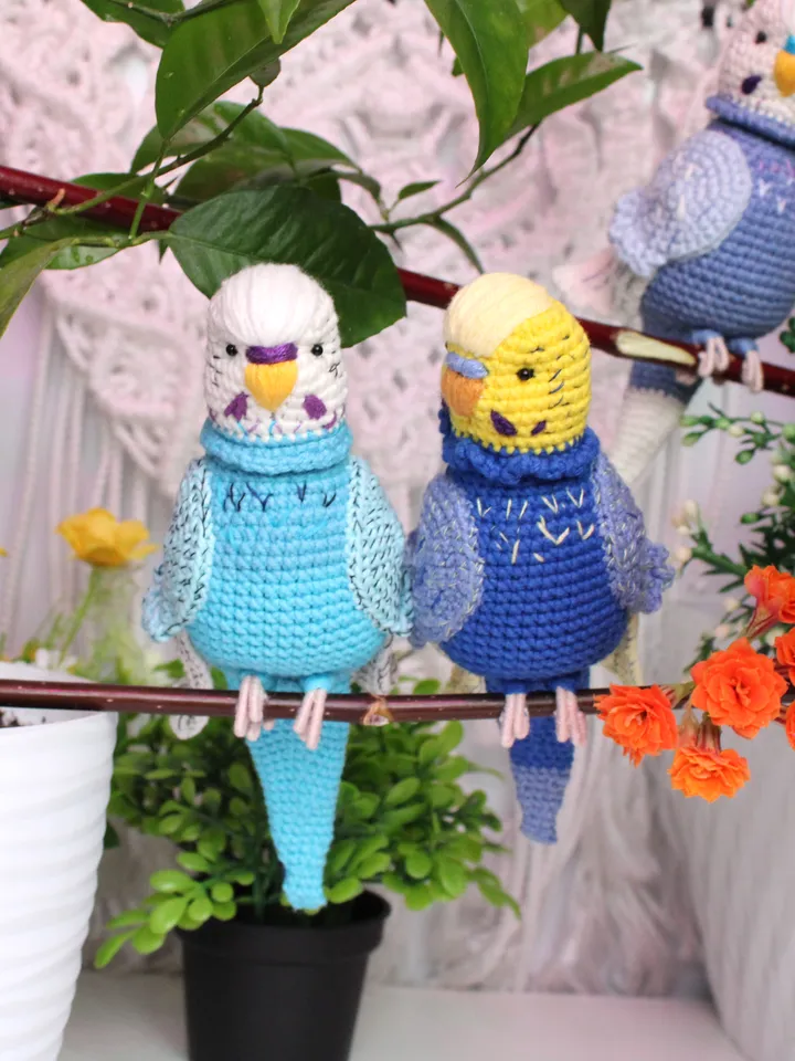 Budgerigar with rotating head crochet pattern PDF Amigurumi parrot toy