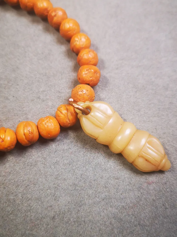 Gandhanra Hand Carved  Tibetan Yak Bone Amulet,Vajra Pendant for Mala,Prayer Beads