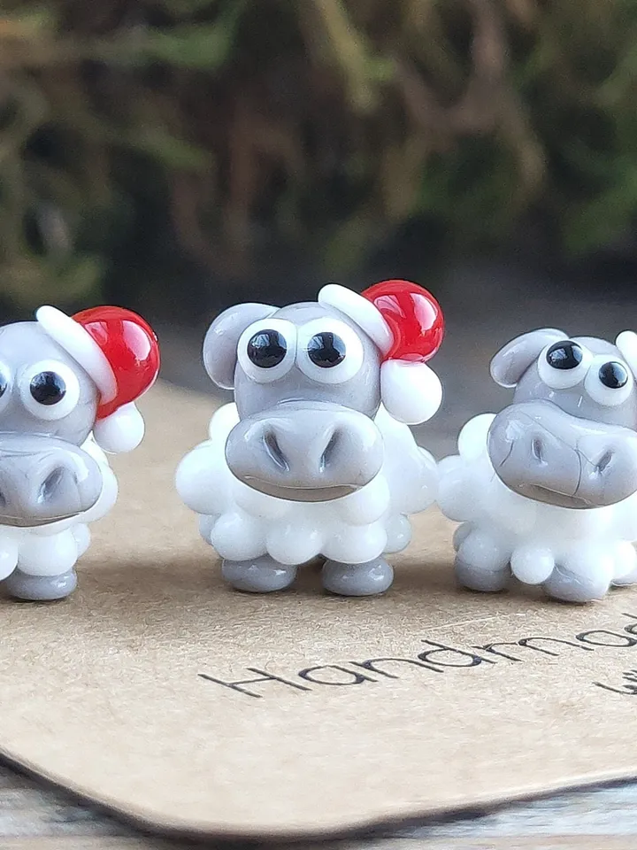 GLASS FIGURINES Sheep figurine Glass sheep Miniature sheep tiny sheep Tiny glass animals Nativity scene Terrarium Dollhouse miniature
