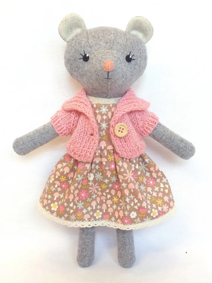 Gray mouse girl, handmade stuffed doll, wool plush rat toy, mouse soft toy