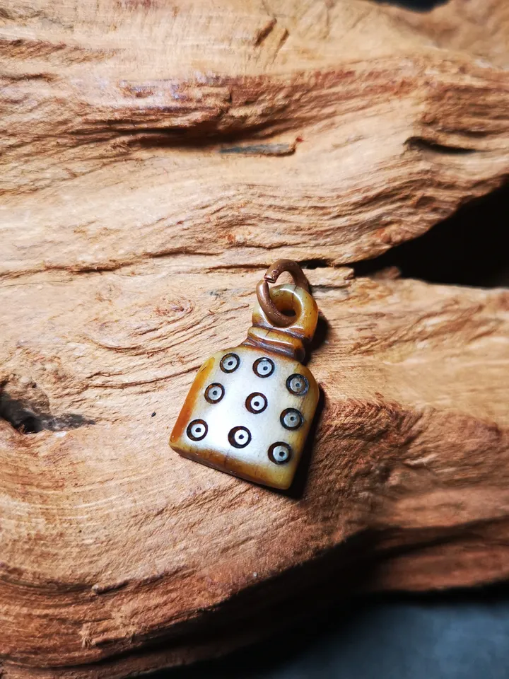 Yak Bone Carved Mantra Dot Mala Pendant,Bead Counter Clip, Prayer Bead Accessories,Gandhanra Tibetan Amulet