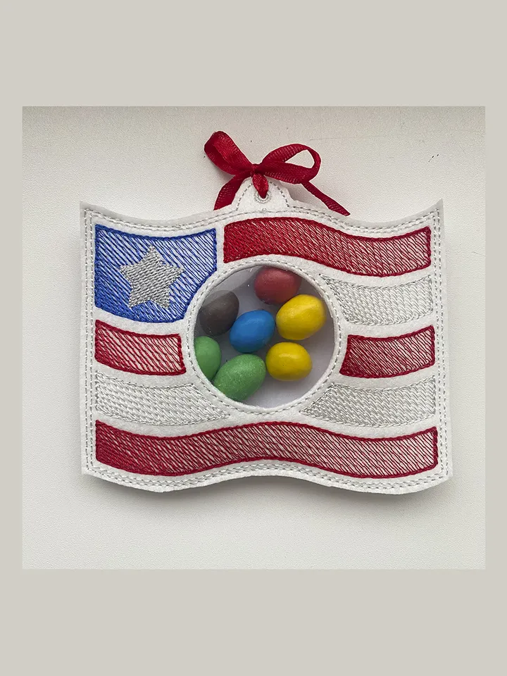 In The Hoop Machine Embroidery design ITH Peekabo Bag American Flag USA Patriotic 4th of July Treat Bag ITH Pattern.