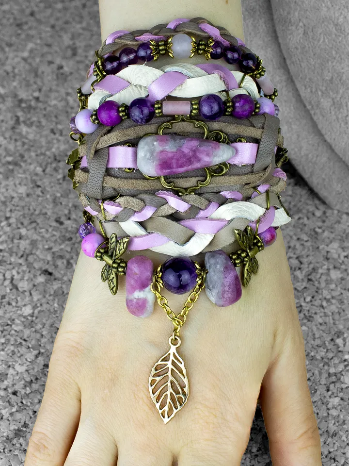 Handmade Unique Wide BOHO Bracelet in High Quality Leather with Natural Stones âSecret Gardenâ