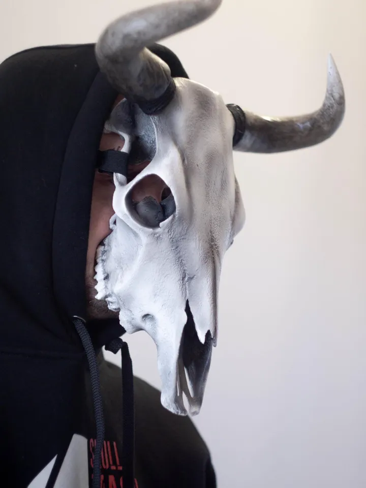 Bull Skull Mask, Devil horns, Realistic Skull Mask, tribal headpiece, Headpiece skull, ritual mask, pagan headdress, skull costume mask
