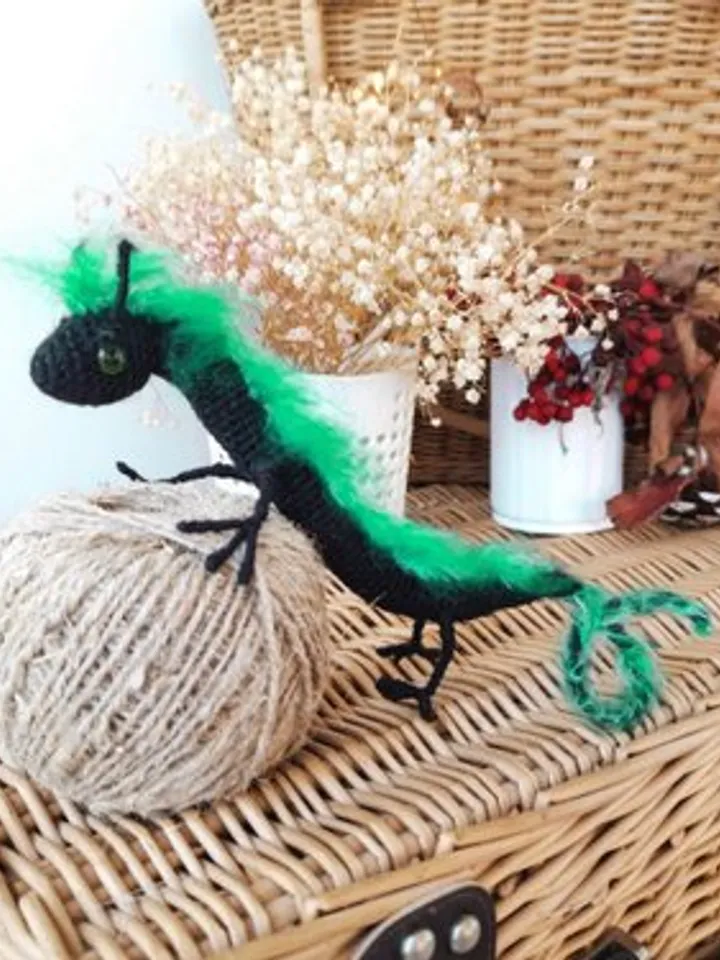 Chinese dragon interior toy original gift for a friend. Black green dragon toy