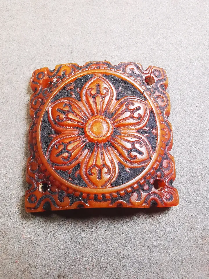 Gandhanra Yak Bone Carved Mandala Amulet Badge, Tibetan Buddhist Prayer Wheel Pendant,Dharma Chakra