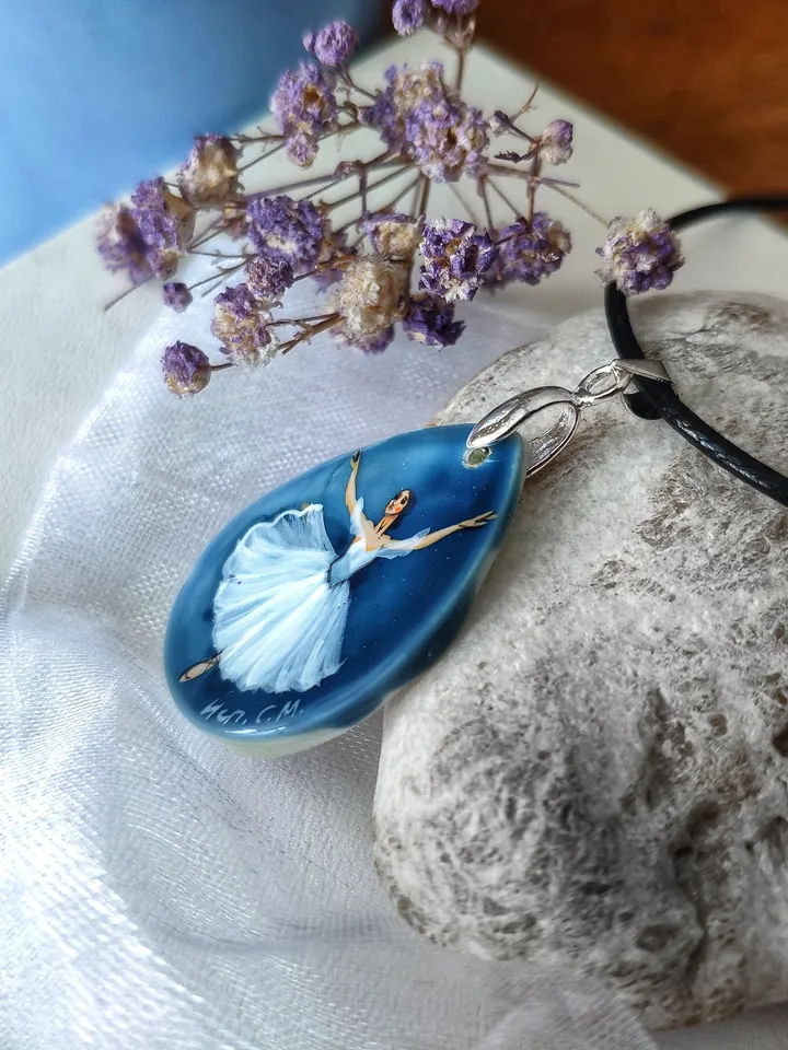 Pearl pendant necklace: Thumbelina tiniest ballerina dancer • Painted lacquer art shell • Original extra small painting on dainty pendant