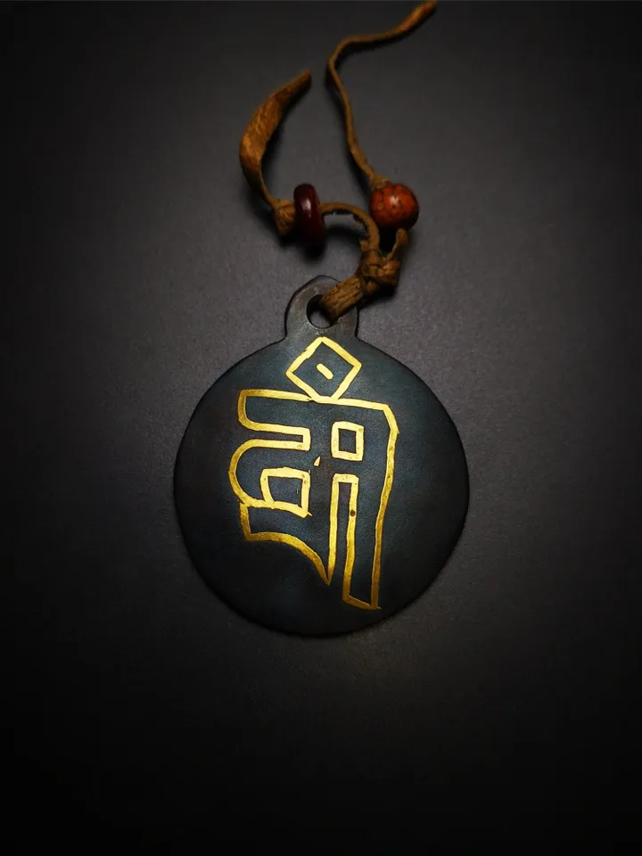 Gandhanra Handmade Tibetan Buddhist Amulet,Melong Mirror, SIPAHO(srid pa ho),Mandala Badge,Unique Cross Vajra Pattern