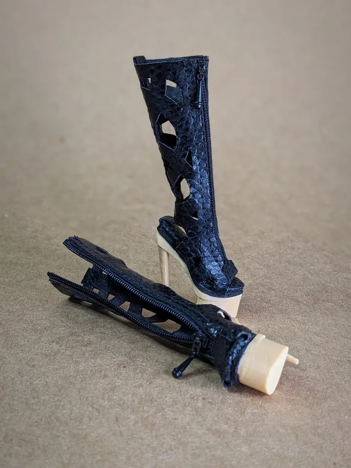 Handmade high heels shoes of genuine snakeskin for 16-inch Fashion Royalty doll (FR16)