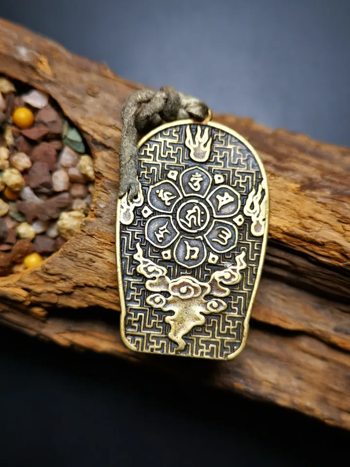 Gandhanra Tibetan Buddhist Amulet,Shakyamuni Pendant,Gautama Buddha Pendant,Made of Brass