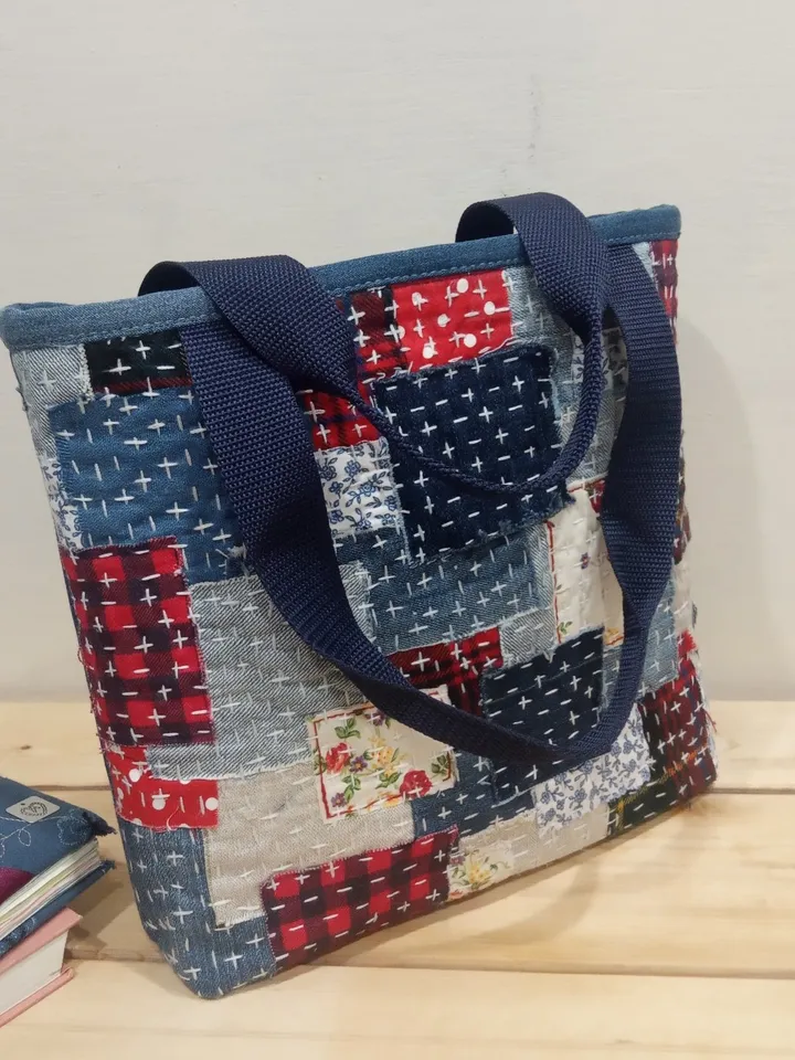 Quilted bag, patchwork bag, handmade bag, small handbag made of cotton and jeans, quilted textile handbag ,tote bag,