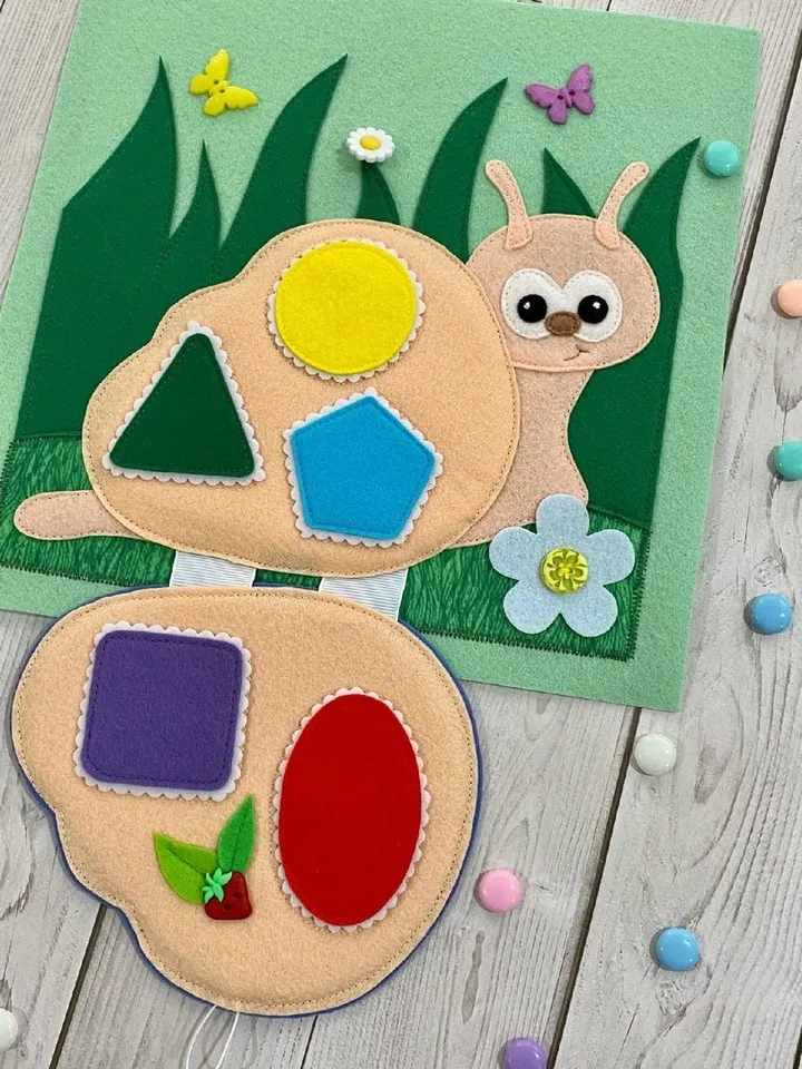 Insects Quiet book pattern PDF & Tutorial pages, Felt book pattern svg, Quiet book ideas, Sensory toys, Pdf felt sewing pattern for toddler