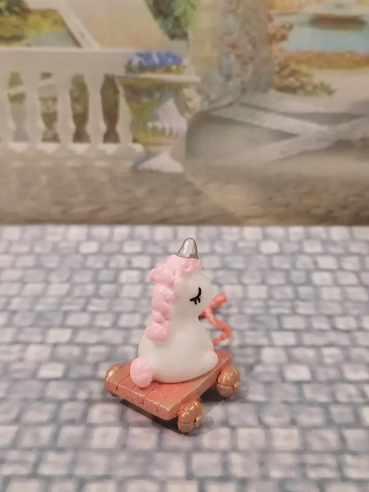 Unicorn on a cart. Puppet miniature. Scale 1:12. Dollhouse miniature.1:12 scale.