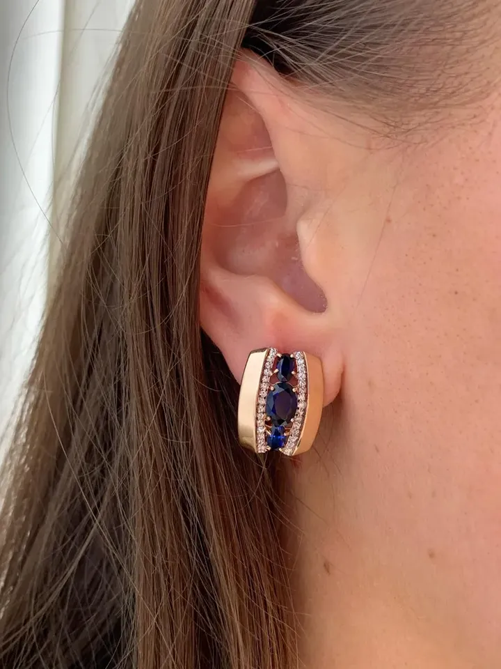 Earrings jewelry Silver gold plated 925 assay value with corundum