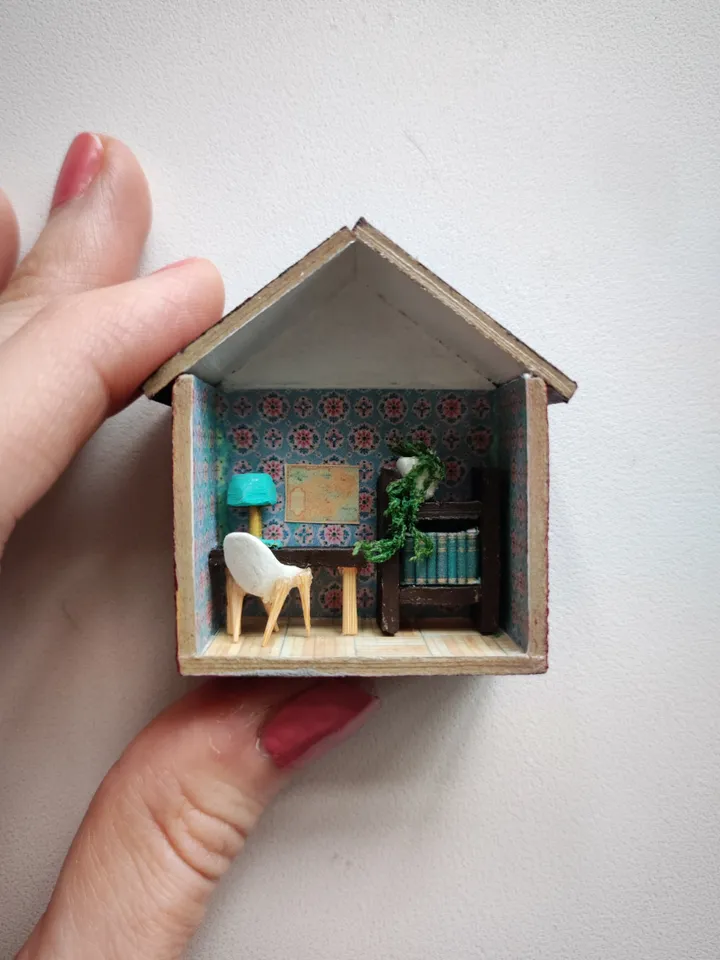 Micro Cabinet Miniature Doll House With Furniture scale 1/100