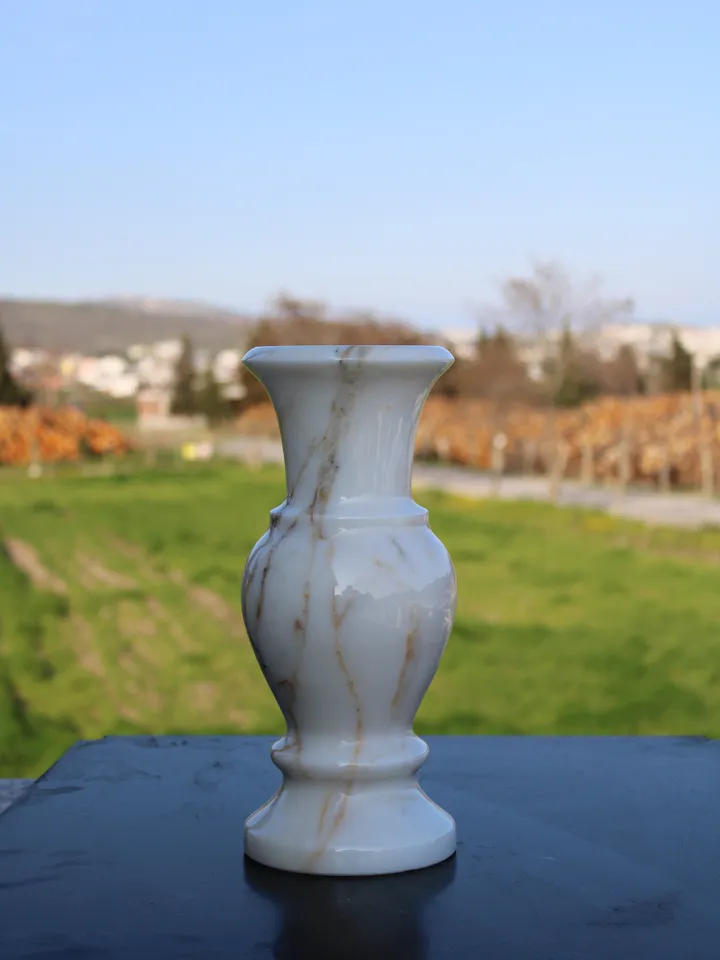 Big size marble vase is handmade from real marble sugar marble