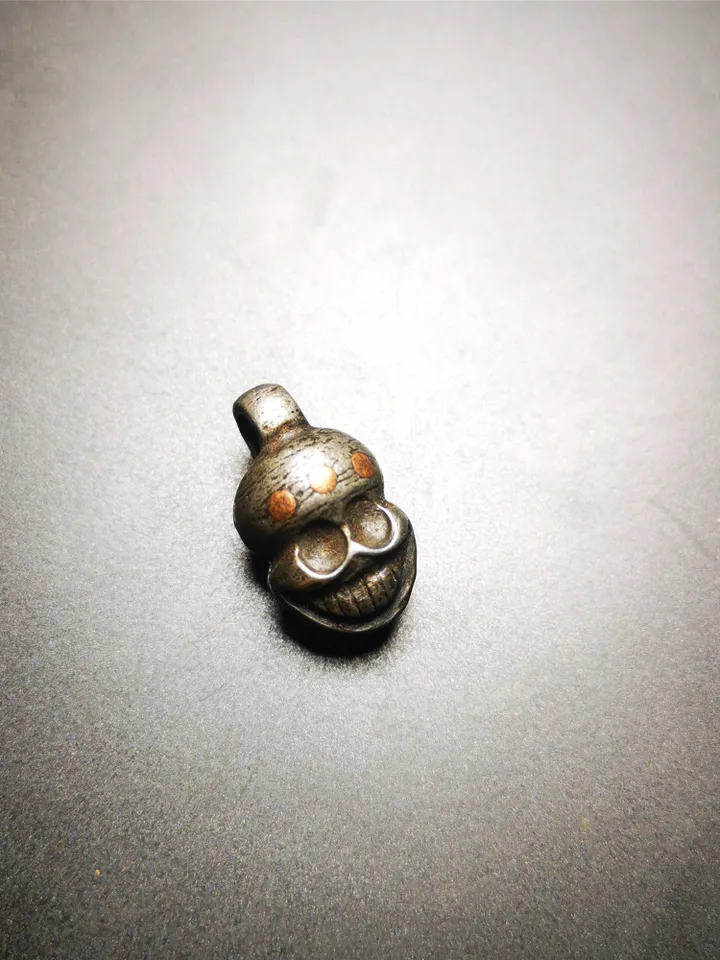 Gandhanra Handmade Buddhist Mala Counter Clip,Skull Sītavana Pendant for Prayer Beads,Cold Iron inlaid Copper, Turquoise, Agate