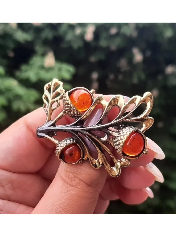 Acorns oak leaf Brooch Autumn jewelry Gold Brass with Amber, Orange brooch Forest Nature loves gift for her women