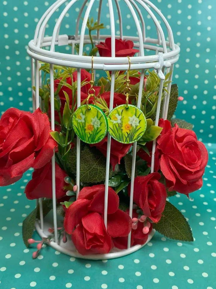 Handmade summer earrings. Handmade costume jewelry.