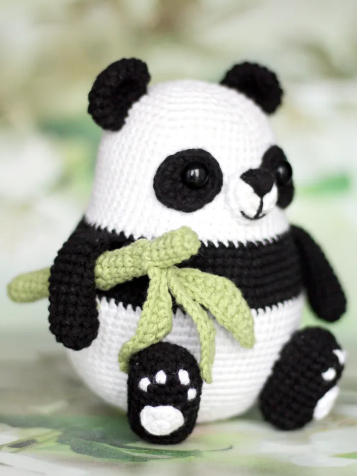 Panda bear crochet pattern amigurumi PDF