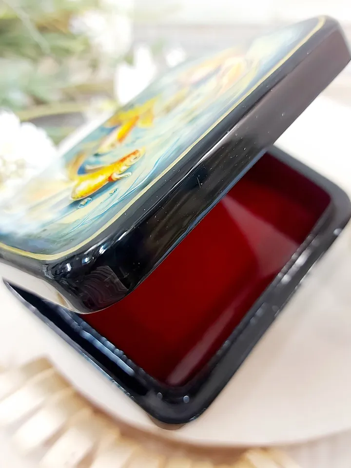 Beautiful Russian Lacquer Box "Fishes",Fedoskino miniature Hand painted ,box for jewelry Mother of pearl, Art gift