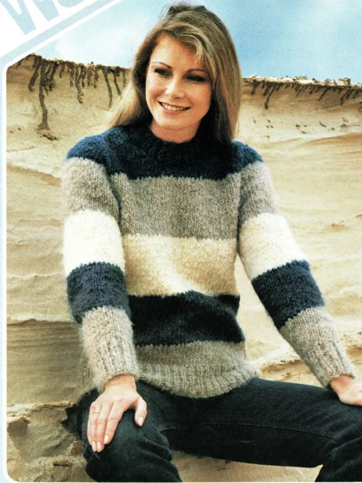 Striped sweater women pullover knitting pattern raglan round neck sweater chunky bulky instant download