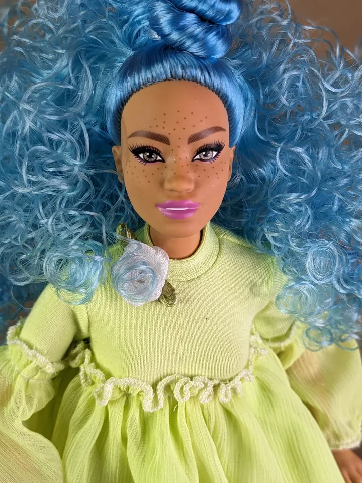 Handmade green puffy dress for 1/6 scale fashion female dolls