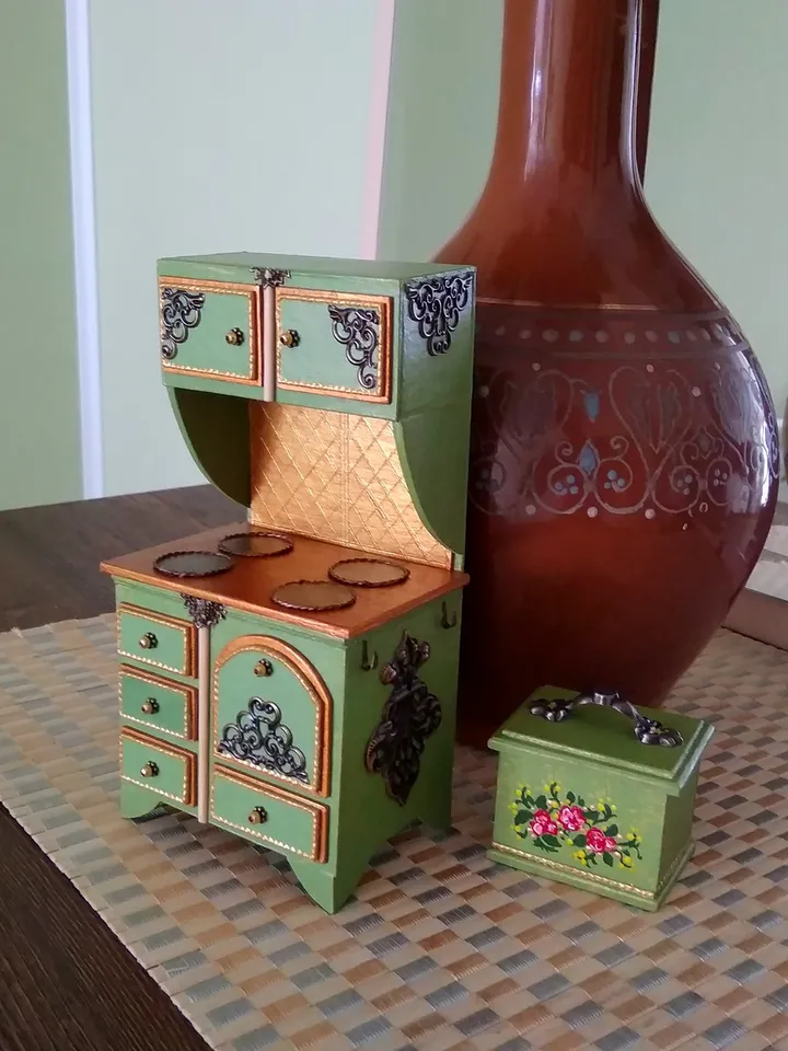 Dollhouse box.Dollhouse miniature.1:12 scale.