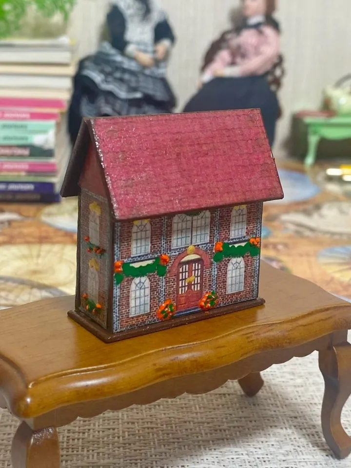 DIGITAL DOWNLOAD FOR PRINT. TUTORIAL.Video tutorial on creating a dollhouse.1:12