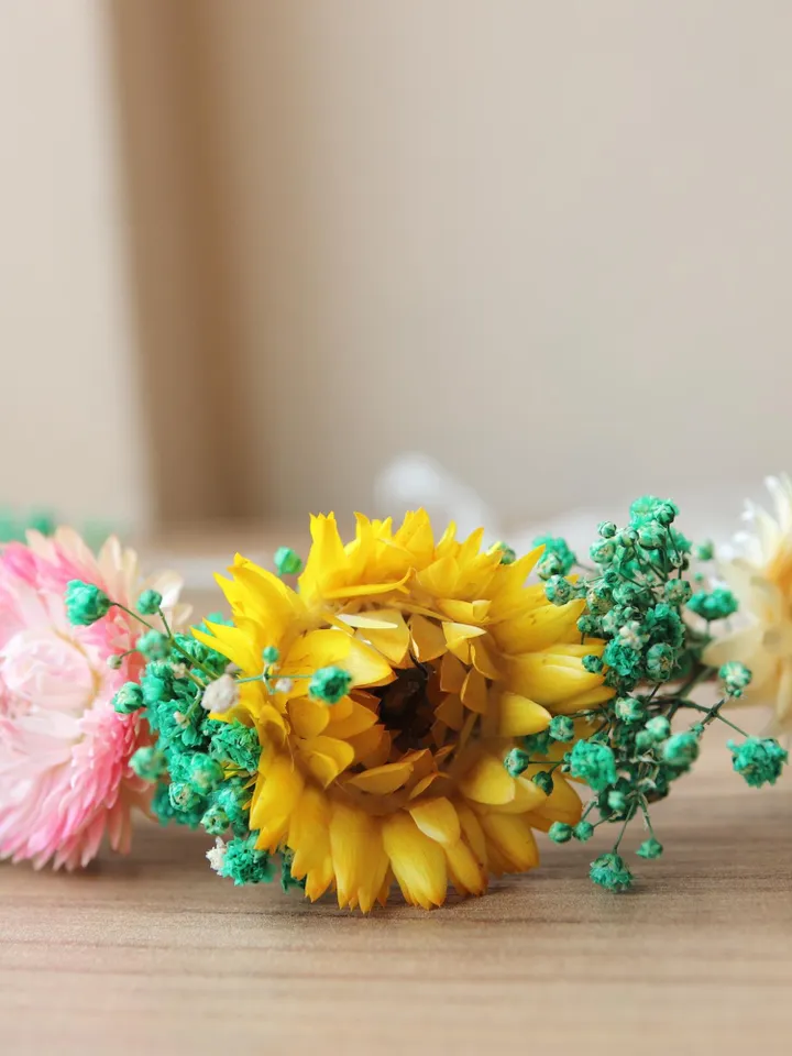 daisy crown . for any excuse, daily combinations
