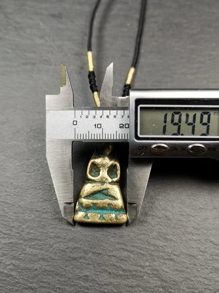 Gandhanra Antique Tibetan Buddhist Protective Amulet,Amitayus Statue Pendant