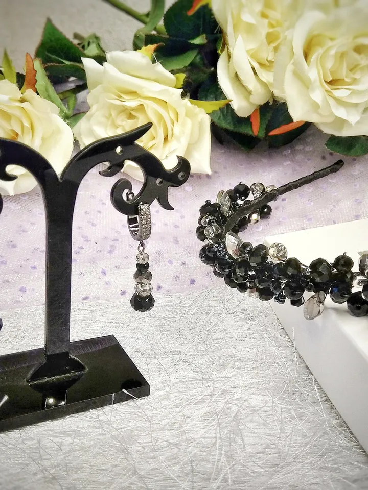 Black tiara and earrings, Unique gift for her, Sweet 16 gift, Bridesmaid gift, sister gift, best friend gift, happy birthday gift box