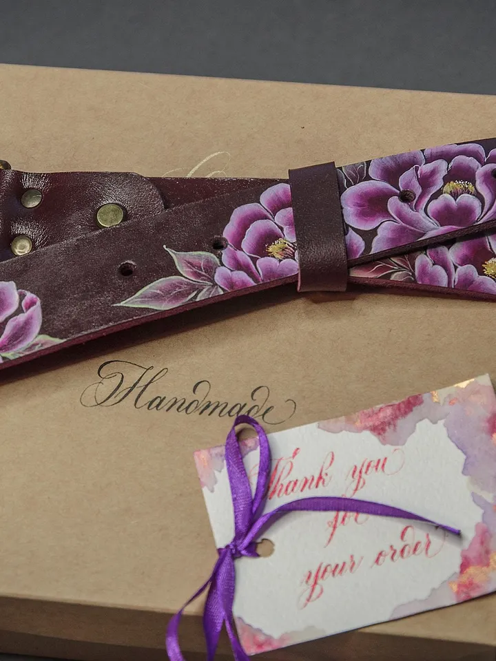Purple leather belt for women, Leather gift idea, Travel leather gift, Leather gift for mom, Personalized gift, Leather gift for her