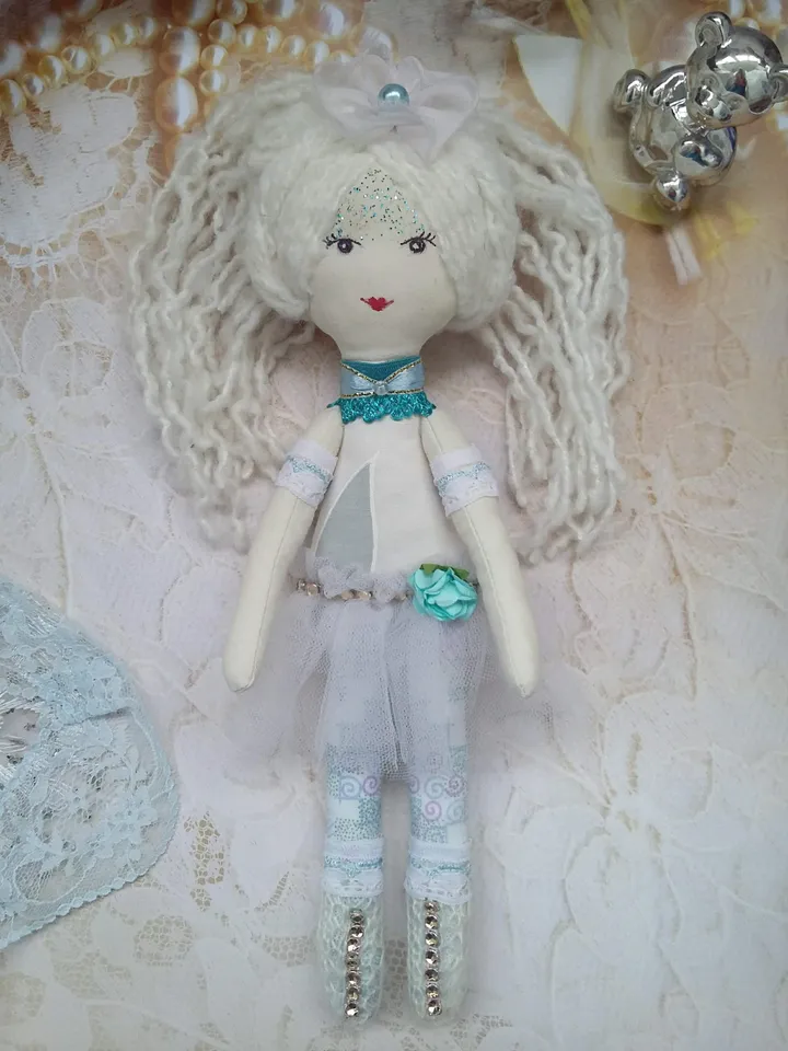 elsa doll,Textile,princess Elsa,with white hair,Elsa queen from a fairy tale,gift for a girl,tilda elsa,frozen birthday,snow queen