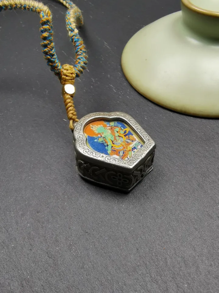 Gandhanra Handmade Tibetan Buddhist Gau Box Amulet,Green Tara Ghau Shrine, Mini Altar Pendant