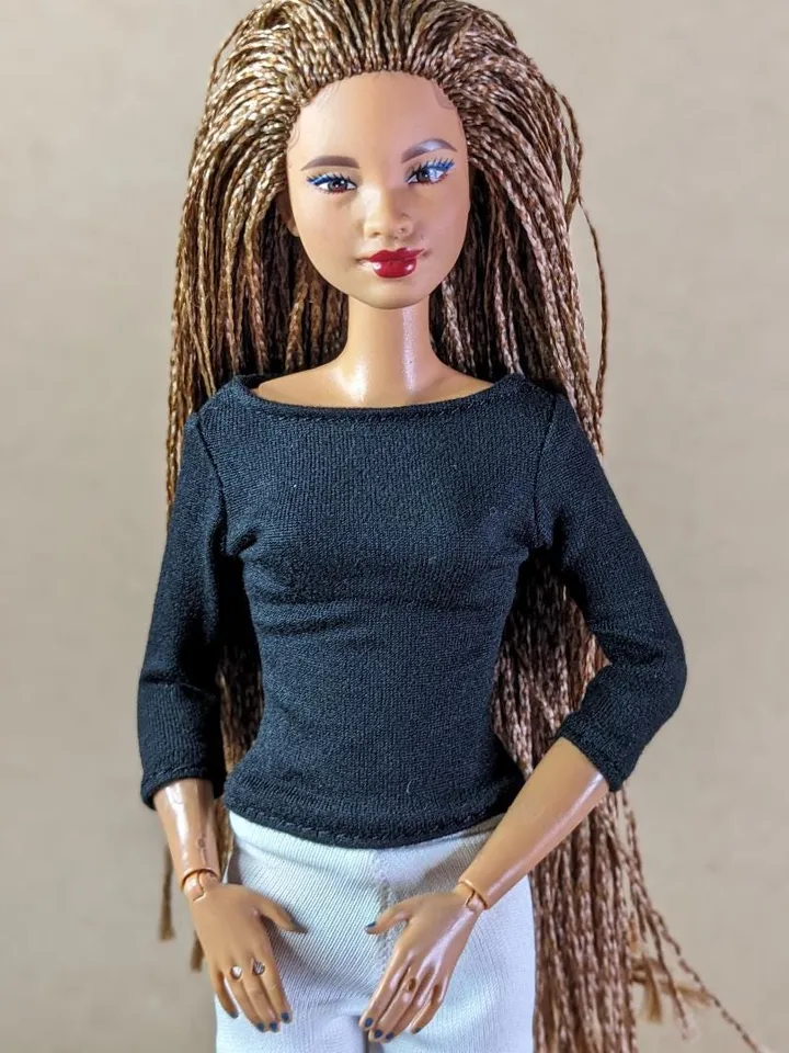 Black long-sleeve T-shirt for 1/6 scale fashion female dolls