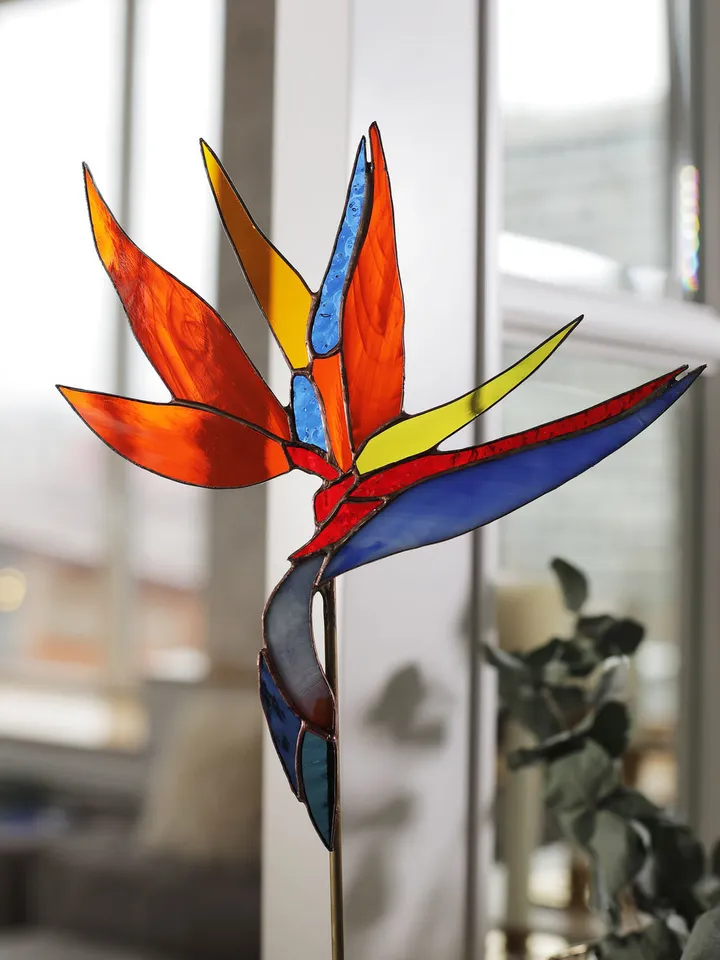 Strelitzia on a Stand, Stained Glass Flower, Decorative Glass Art, Exotic Glass Bloom, Tiffany Style Flower, Handcrafted Glass Decor, Strelitzia Sculpture