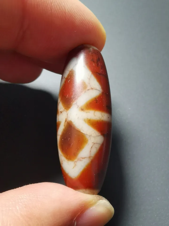 Gandhanra Ancient Tibetan Fire Agate Phum Dzi Bead with Dorje Vajra Pattern(1.58" * 0.55"), Protective Amulet for Vajrayana, zee Bead