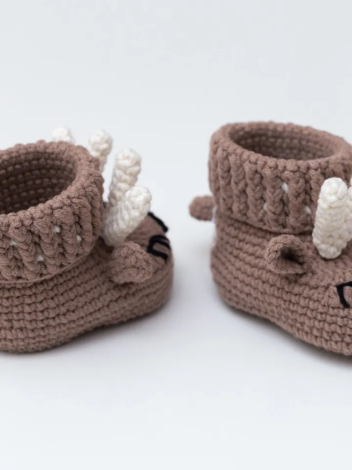 Gift for expect parent with unique crochet deer toy animal woodland baby booties basket set Pregnancy new baby reveal gender neutral box