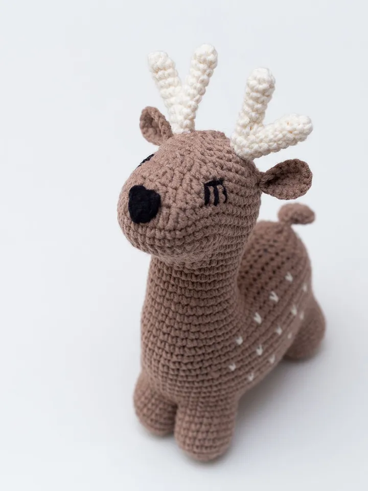 Pregnancy gift box with crochet deer toy stuffed animal woodland deer Sweet unique baby booties crochet deer baby shoes Newborn photo props