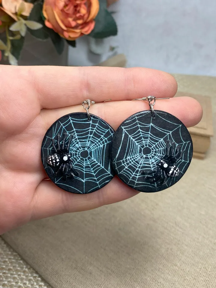 Earrings with spiders and cobwebs. Handmade.Author's design.