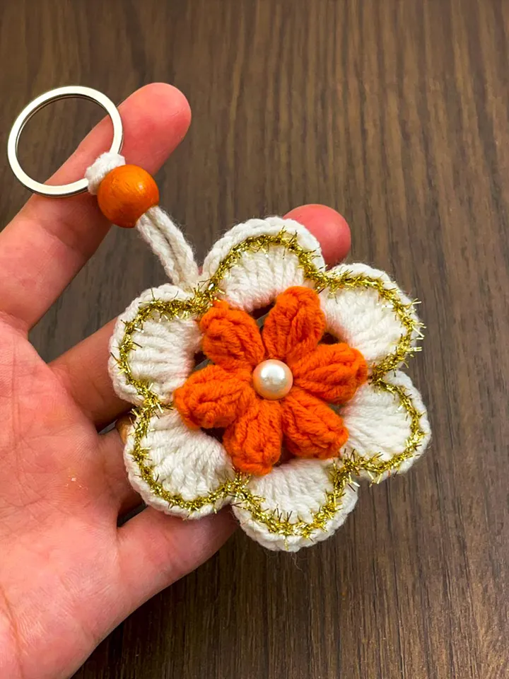 3D Crochet Puffy Flower Keychain Pattern, Amigurumi Floral Key Ring PDF, Handmade Crochet Keychain DIY, Instant Download Crochet Pattern