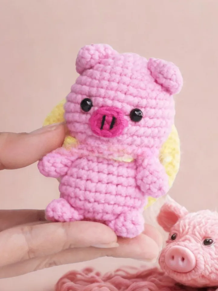 Piggy Keychain Crochet Pattern, NO SEW loaf real pig Crochet pattern, Pig Amigurumi Keychain pattern, No sew crochetĀ amigurumi
