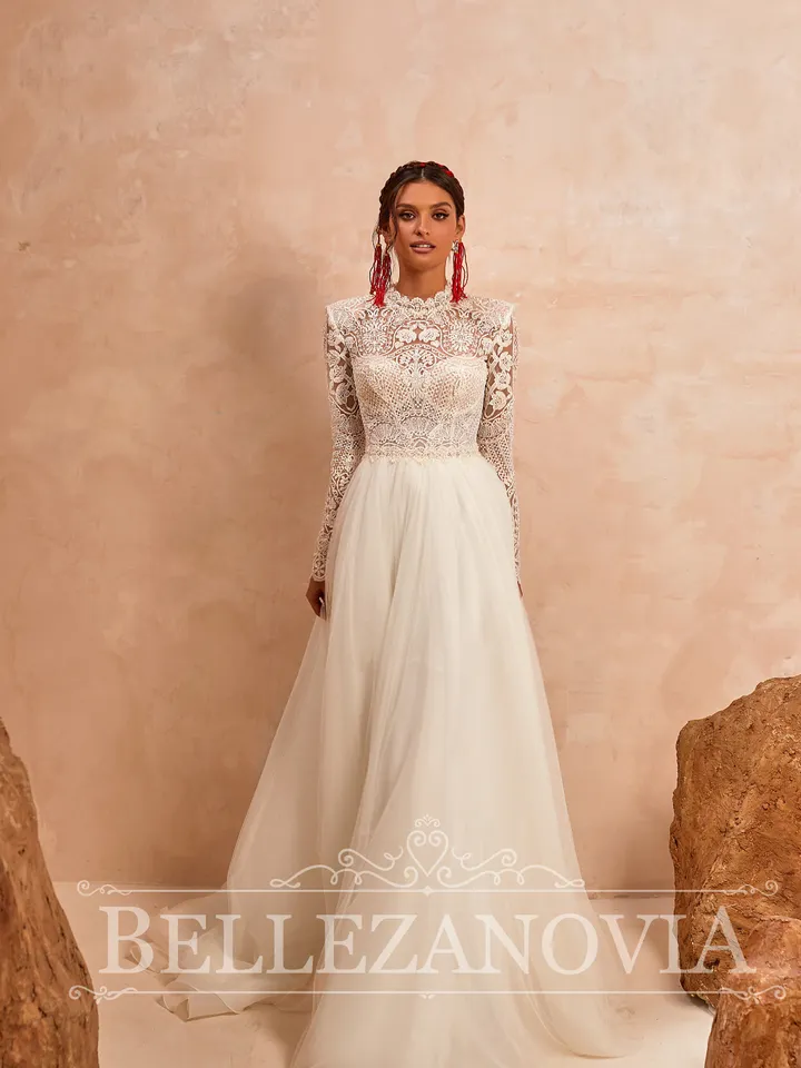 Sleeveles wedding gown Vintage wedding dress Simple boho wedding dress Lace boho wedding dress Simple rustic tulle bridal dress Sleeve Gown