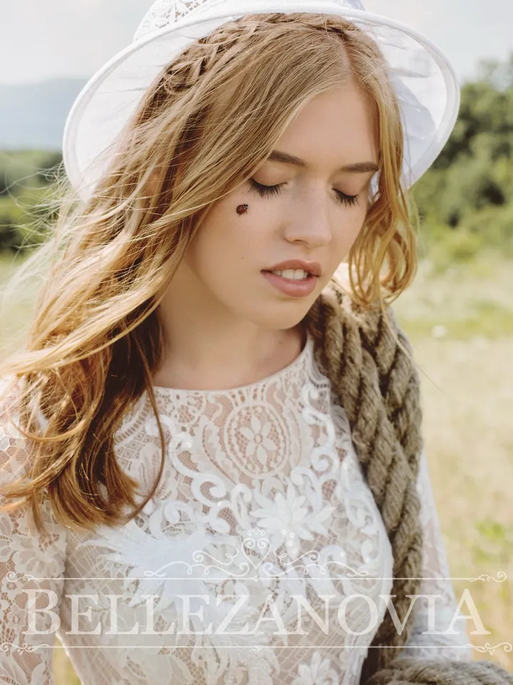 Individual size wedding dress/ Rustic wedding dress / Dress with Long Sleeve / Floor Length A-Line Dress / Long Sleeve Dress / Weddihg Gown