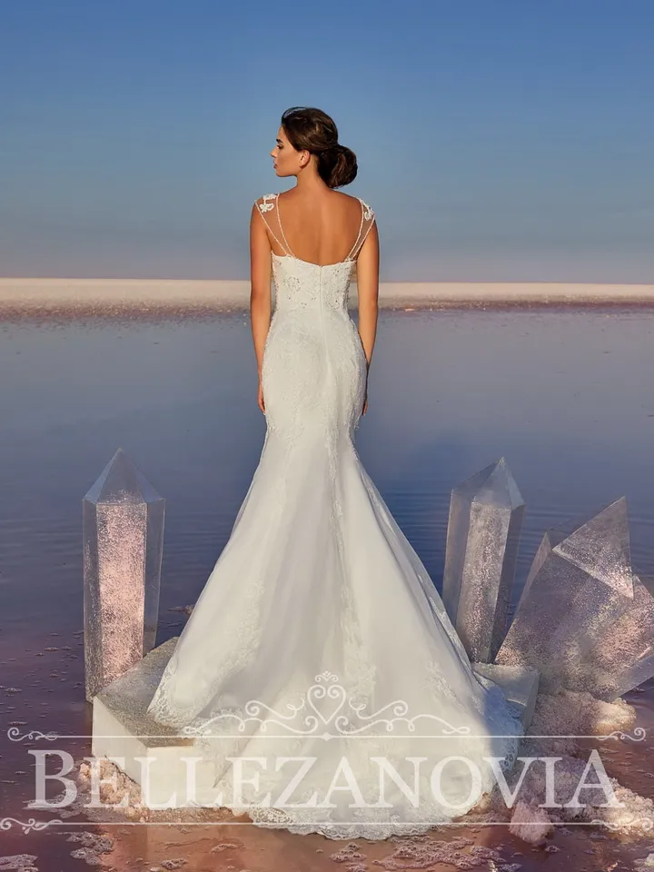 Corset wedding dress hand embroidery Mermaid wedding dress plus size Tight Wedding Dress White Lace Mermaid Wedding Dress Boho Wedding Gown