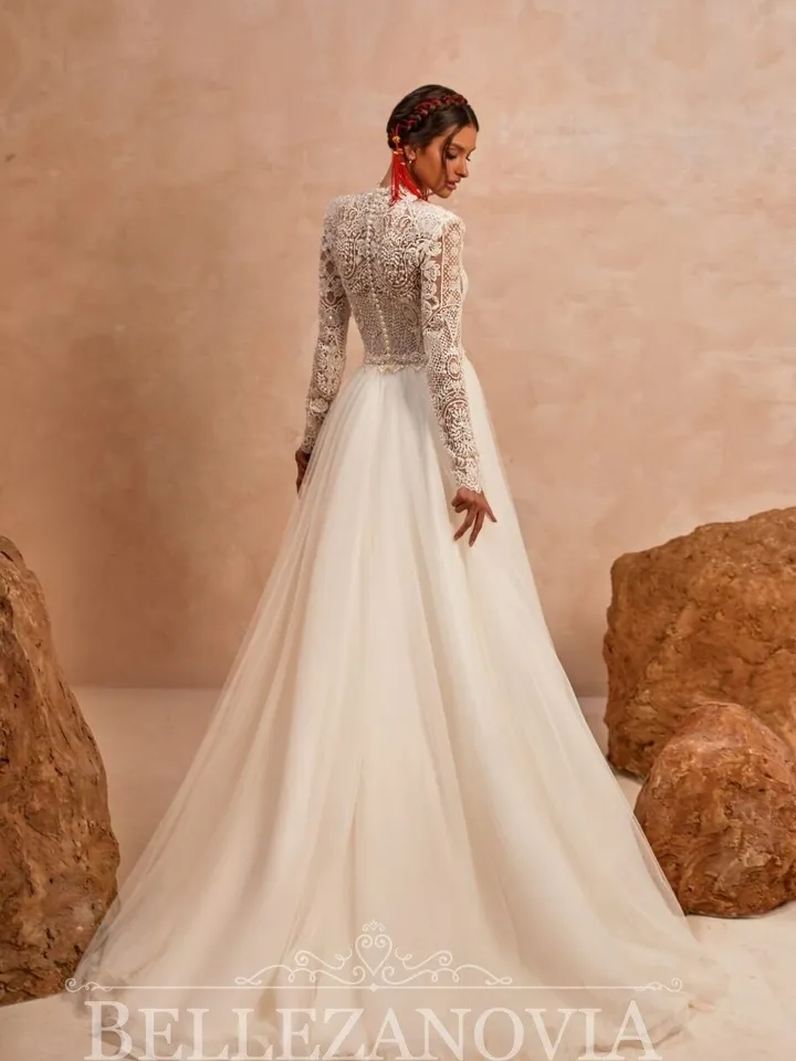 Sleeveles wedding gown Vintage wedding dress Simple boho wedding dress Lace boho wedding dress Simple rustic tulle bridal dress Sleeve Gown