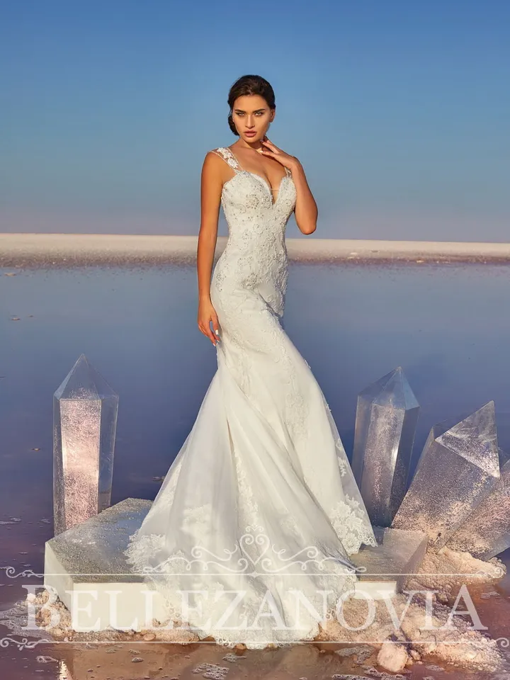 Corset wedding dress hand embroidery Mermaid wedding dress plus size Tight Wedding Dress White Lace Mermaid Wedding Dress Boho Wedding Gown