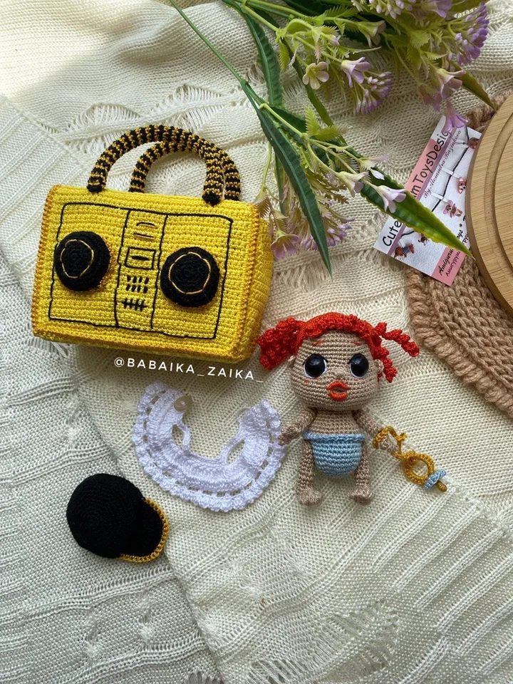 PDF Crochet Pattern Lol Baby Doll in Recorder, Small Toy Pattern, Amigurumi, Baby Doll Pattern, Amigurumi house pattern tutorial doll in Eng