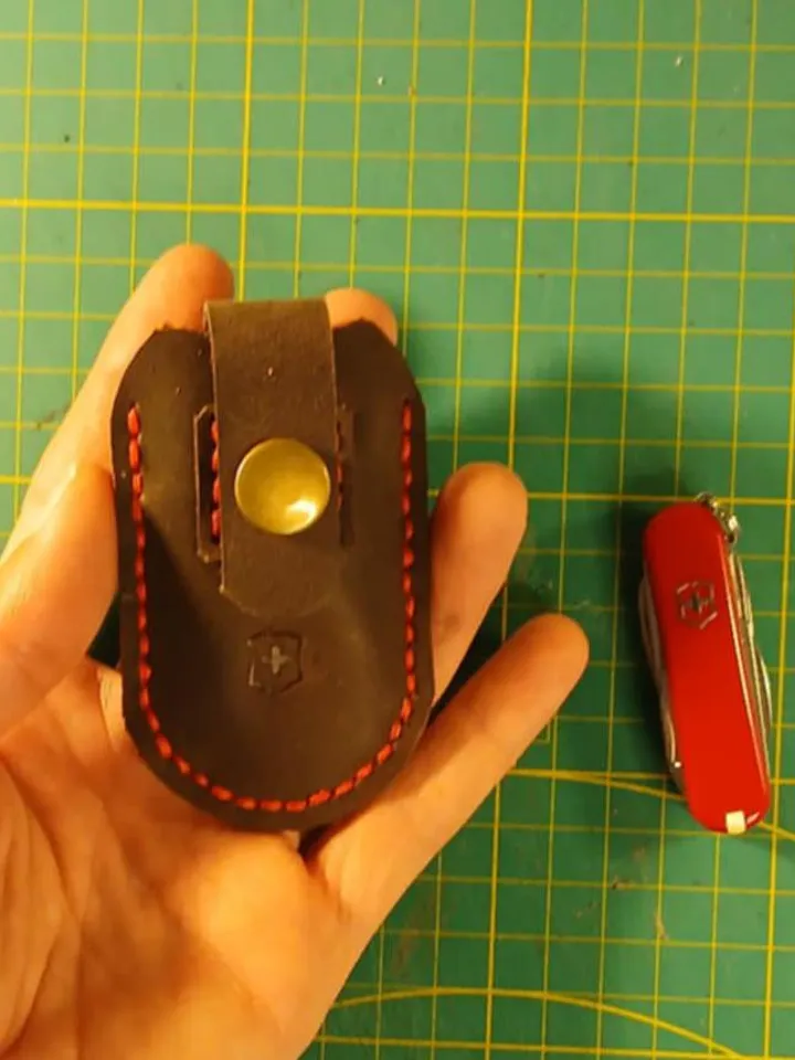 Victorinox Minichamp Leather Sheath Pattern – Digital PDF | DIY Pocket Knife Case | Leathercraft Template for Outdoor & EDC Lovers